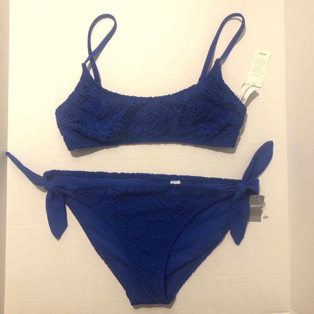Aerie Crochet scoopneck & tie bottom Bikini Set